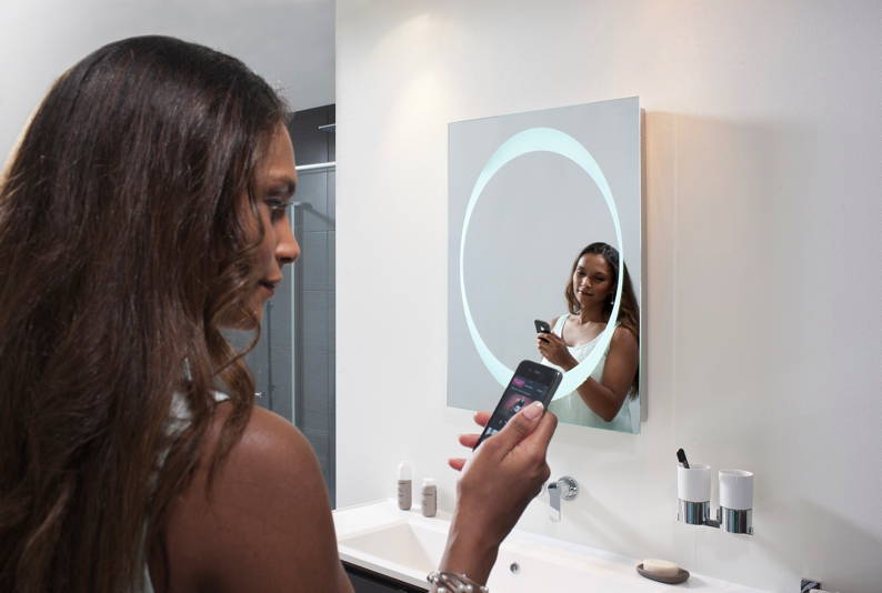 Mirror, mirror, on the wall, I am the smartest of them all! The KBzine