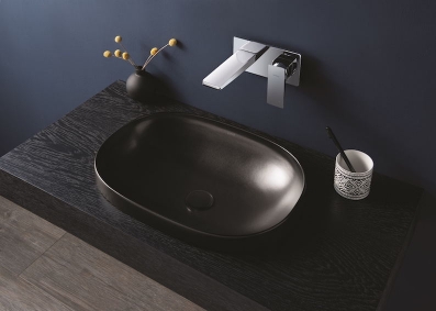 * VitrA-black.jpg